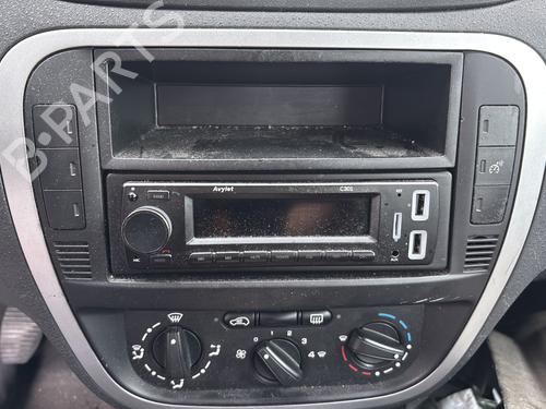 Fuse box CITROËN C2 (JM_) 1.4 HDi | BP31831392E1 