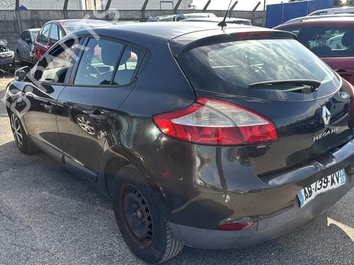Błotnik przedni prawy RENAULT MEGANE III Hatchback (BZ0/1_, B3_) 1.5 dCi (BZ09, BZ0D, BZ1W, BZ29, BZ14) | BP30593219C42 