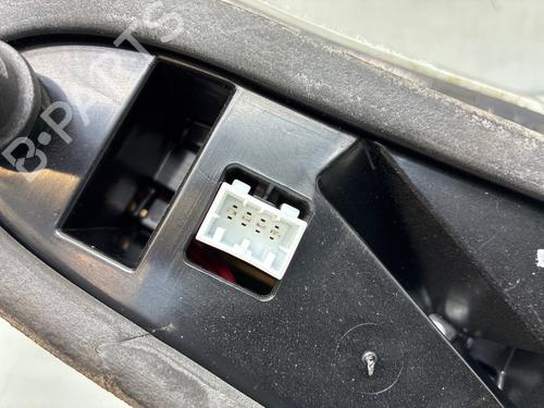 Used Left taillight Left taillight 38914800 38914800