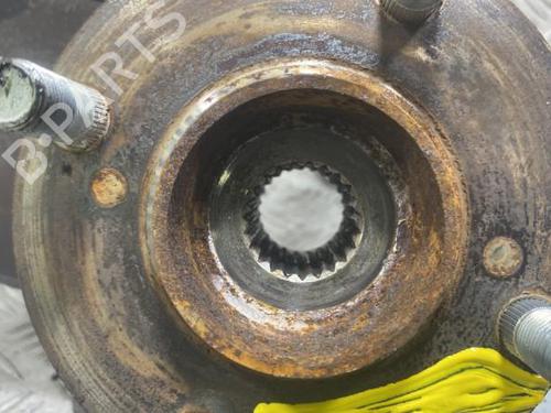 Used Right front steering knuckle SUZUKI CELERIO (LF) 1.0 (AVK310) (68 hp) 19949184