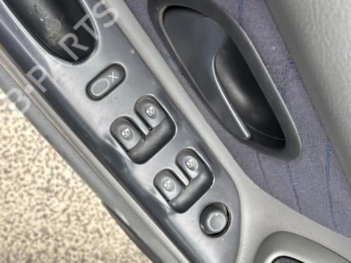 Left front fenders RENAULT LAGUNA I Grandtour (K56_) 1.6 16V (K568) | BP30389293C41