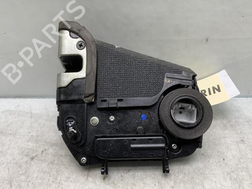 Used Rear left lock TOYOTA YARIS (_P9_) 1.3 VVT-i (SCP90_, SCP90R) (87 hp) 19956843