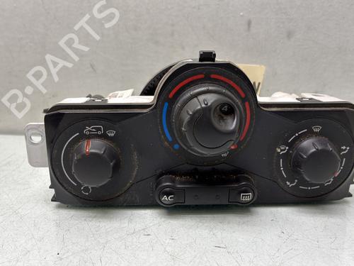 Used Climate control Climate control RENAULT KANGOO / GRAND KANGOO II (KW0/1_) 1.5 dCi 90 (KW05, KW08, KW0G, KW11) (90 hp) 33609527 33609527