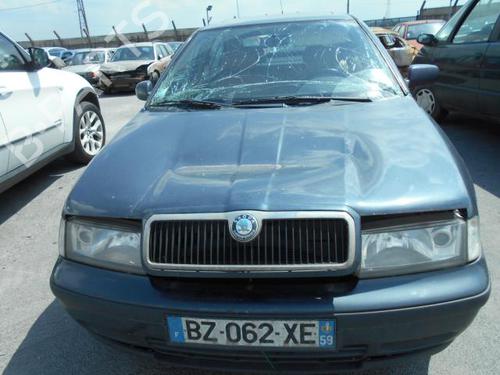 Left headlight SKODA OCTAVIA I (1U2) 1.9 TDI | BP20019584C28 