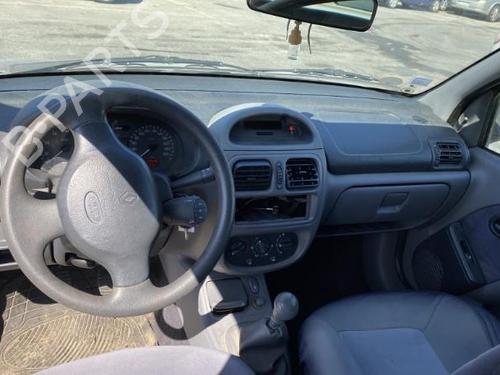 Éclairage de plaque d'immatriculation RENAULT CLIO II (BB_, CB_) 1.2 (BB0A, BB0F, BB10, BB1K, BB28, BB2D, BB2H, CB0A,... | BP30864049I40