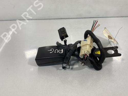 Seat buckle TOYOTA COROLLA Estate (_E12_) 1.4 D4-D (NDE120_, NDE120R) 7323012730B0