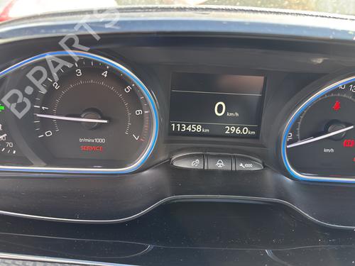 Right headlight PEUGEOT 2008 I (CU_) 1.2 THP 110 / PureTech 110 | BP32230557C29 