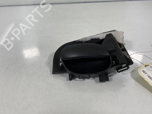 Venstre foran invendig håndtak PEUGEOT 206+ (2L_, 2M_) 1.4 HDi eco 70 (68 hp) 19975376