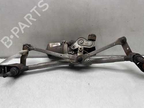 Used Front wiper motor RENAULT CLIO III (BR0/1, CR0/1) 1.5 dCi (BR17, CR17) (86 hp) 32182887