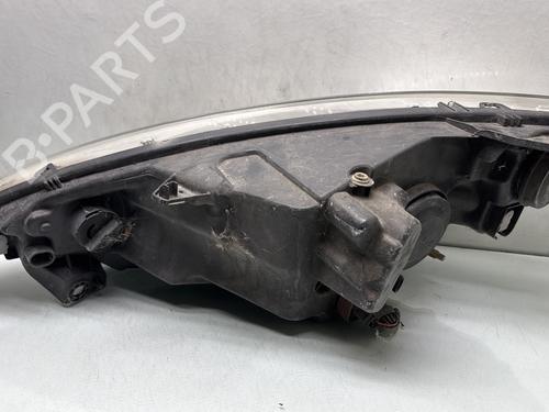 Right headlight PEUGEOT 1007 (KM_) 1.4 HDi | BP28519359C29