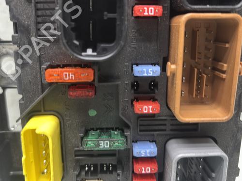Fuse box PEUGEOT 207 (WA_, WC_) 1.4 HDi | BP28704849E1