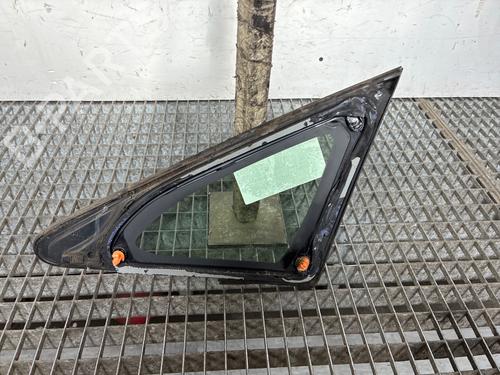 Used Front right quarter glass Front right quarter glass 37171997 37171997