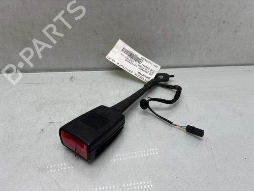 seat-buckle-vw-golf-vii-5g1-bq1-be1-be2-2012-2013-2014-2015-2016-2017-2018-2019-2020-2021-37171559 main image