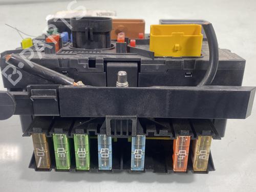 Sikringsdåse CITROËN C2 (JM_) 1.4 HDi (68 hp) 30082627