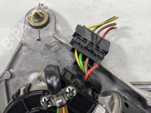 Used Front wiper motor MERCEDES-BENZ S-CLASS (W220) S 320 CDI (220.026, 220.126) (197 hp) 20597636