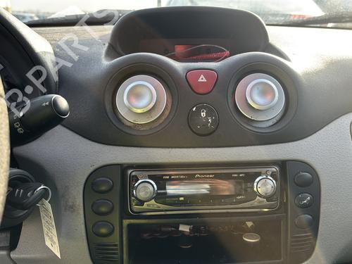 Left mirror CITROËN C3 I (FC_, FN_) 1.4 HDi | BP32230571C26