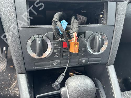 Right front window switch AUDI A3 (8P1) 1.6 | BP29574673I26  - Image 9