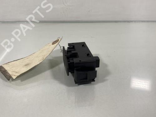 Used Warning switch DACIA SANDERO II 1.0 SCe 75 (B8JC, B8JD) (73 hp) 20011708