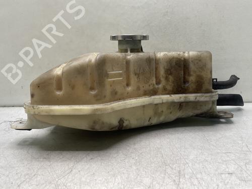 Used Expansion tank KIA SORENTO I (JC) 2.5 CRDi 4WD (140 hp) 32389302