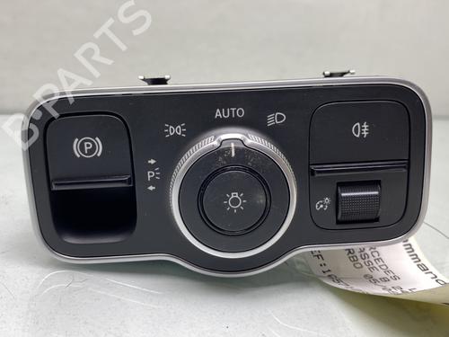 Used Headlight switch Headlight switch MERCEDES-BENZ B-CLASS Sports Tourer (W247) B 180 (247.084) (136 hp) 26743139 26743139