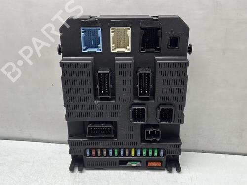 Used Fuse box PEUGEOT 807 (EB_) 2.0 HDi (109 hp) 30082631