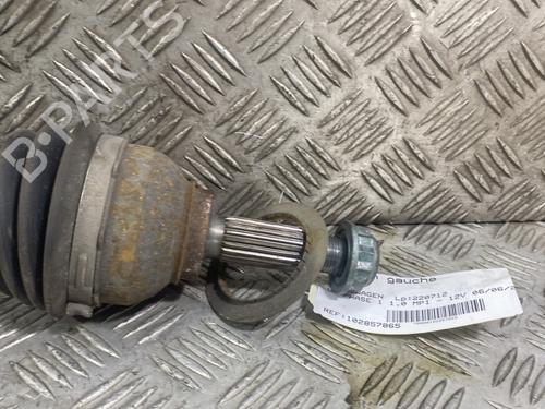 Used Left front driveshaft Left front driveshaft VW UP! (121, 122, BL1, BL2, BL3, 123) 1.0 (60 hp) 25154877 25154877