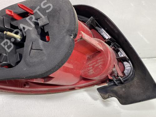 Right taillight PEUGEOT 206 CC (2D) 1.6 16V (2DNFUF, 2DNFUR) | BP27355582C35 