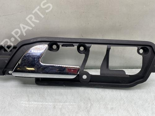 Used Front left interior door handle VW POLO IV (9N_, 9A_) 1.4 TDI (70 hp) 30515465