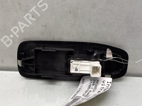 Right front window switch PEUGEOT 208 I (CA_, CC_) 1.2 VTI 82 | BP33830257I26 - Image 2