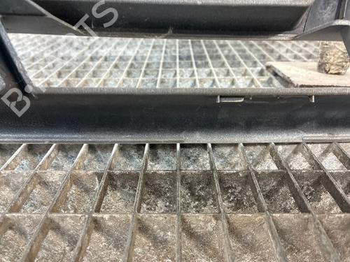 Grill RENAULT MASTER III Van (FV) 2.3 dCi 130 FWD (FV0M, FV0Y, FV0J, FV02, FV03) | BP38263674C40 - Image 3