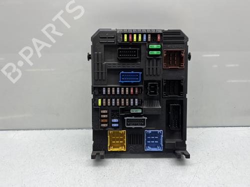 Used Fuse box CITROËN C4 Picasso II 1.6 HDi / BlueHDi 115 (115 hp) 30082632