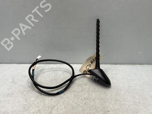 Antenne/Base Antenne/Base TOYOTA YARIS (_P13_) 1.3 (NSP130_, NSP130) (99 hp) 34333110 34333110