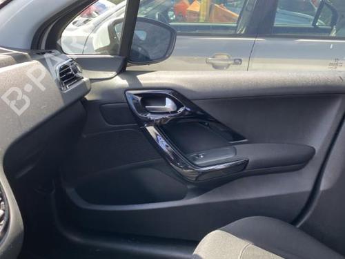 Right front door PEUGEOT 208 I (CA_, CC_) 1.2 VTI 82 | BP32208328C3 