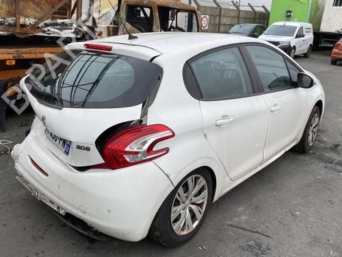 Left headlight PEUGEOT 208 I (CA_, CC_) 1.2 VTI 82 | BP28672599C28 