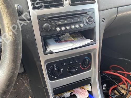 Left front window switch PEUGEOT 307 Break (3E) | BP19988174I27 - Image 4