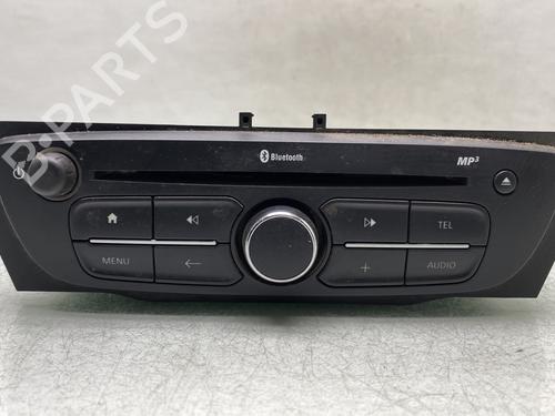 Used Radio RENAULT KANGOO Express (FW0/1_) 1.5 dCi 75 (FW07, FW10, FW04) (75 hp) 22201882
