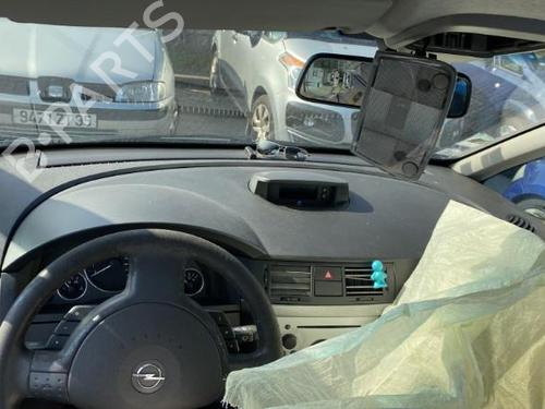 Left front fog light OPEL MERIVA A MPV (X03) 1.7 DTI (E75) | BP21963781C30 