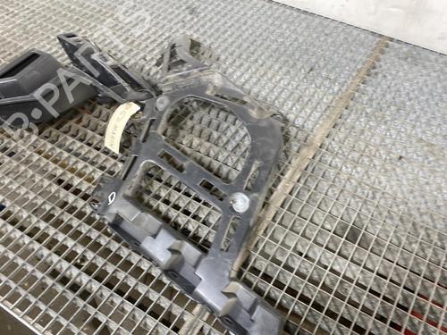 Used Rear bumper bracket Rear bumper bracket PEUGEOT 3008 II SUV (MC_, MR_, MJ_, M4_) 1.5 BlueHDi 130 (131 hp) 19970068 19970068