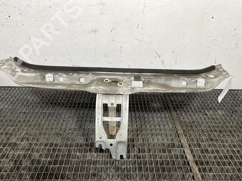 Used Crossmember RENAULT CLIO II (BB_, CB_) 1.2 16V (BB05, BB0W, BB11, BB27, BB2T, BB2U, BB2V, CB05,... (75 hp) 30593230