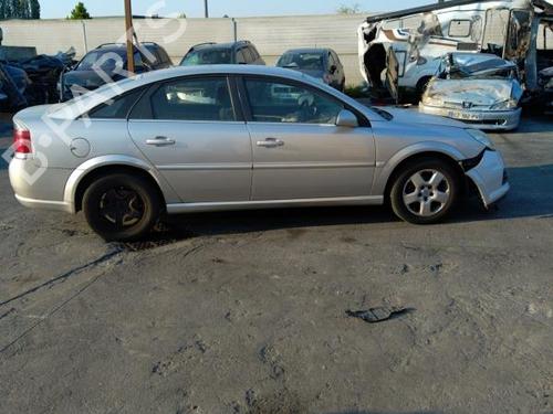 Left taillight OPEL VECTRA C GTS (Z02) 1.9 CDTI (F68) | BP25758748C34 