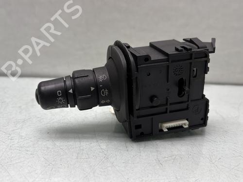 Used Switch RENAULT SCÉNIC II (JM0/1_) 1.5 dCi (JM1E, JM16) (106 hp) 32113252