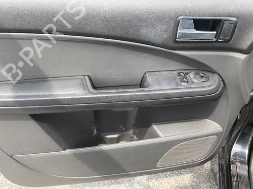 Right front fog light FORD FOCUS C-MAX (DM2) 1.8 TDCi | BP20021670C31 
