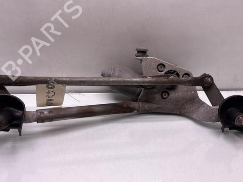 Used Front wiper motor TOYOTA YARIS (_P9_) 1.3 VVT-i (SCP90_, SCP90R) (87 hp) 28100313