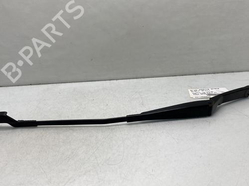Used Front windshield wiper arm PEUGEOT 308 I (4A_, 4C_) 2.0 HDi (150 hp) 25592807