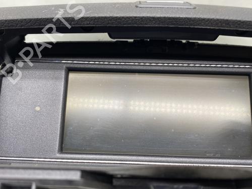 display-monitor-mercedes-benz-c-class-w204-2007-2008-2009-2010-2011-2012-2013-2014-2015-24639826 main image