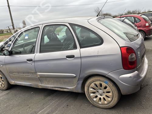 Right mirror CITROËN XSARA PICASSO (N68) 2.0 HDi | BP26952803C27 
