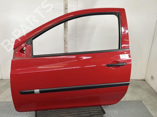 Dør venstre foran RENAULT CLIO III (BR0/1, CR0/1) 1.2 16V Hi-Flex (BR1U, CR1U) (75 hp) 29999533