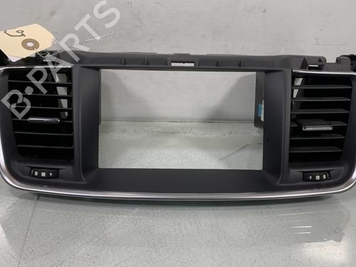Rejilla aireadora PEUGEOT 508 SW I (8E_) 1.6 BlueHDi 120 (120 hp) 30933100