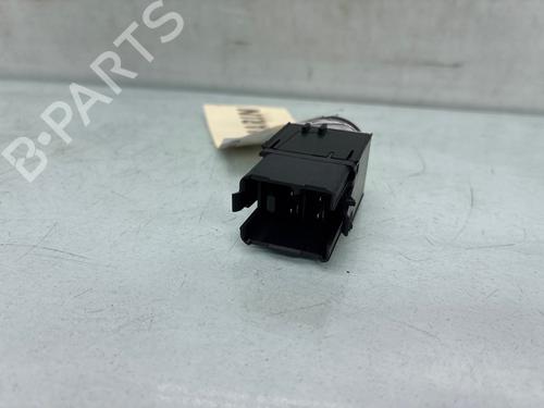 Comutador / Botão 4 piscas Comutador / Botão 4 piscas SEAT ALTEA (5P1) [2004-2015] 36761700 36761700