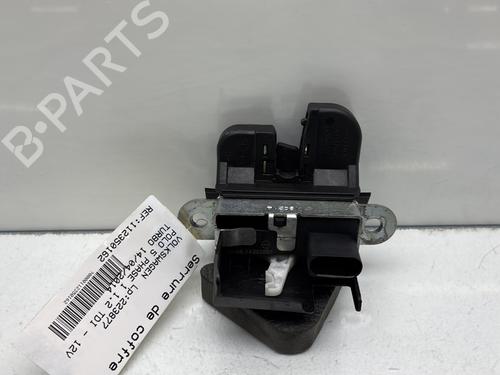 Used Tailgate lock VW POLO V (6R1, 6C1) 1.2 TDI (75 hp) 29759391